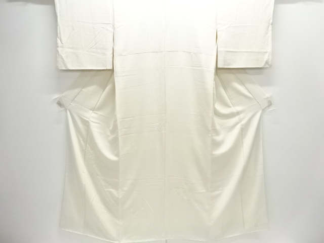 琵琶に横笛模様刺繍付け下げ色無地着物